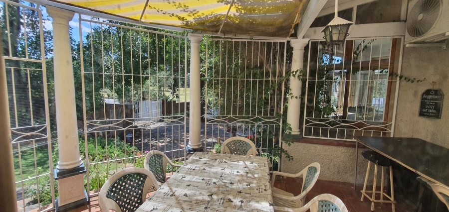 5 Bedroom Property for Sale in Waverley Free State